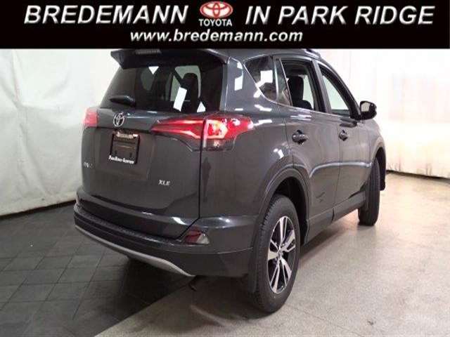 2017 Toyota RAV4 XLE 4dr SUV